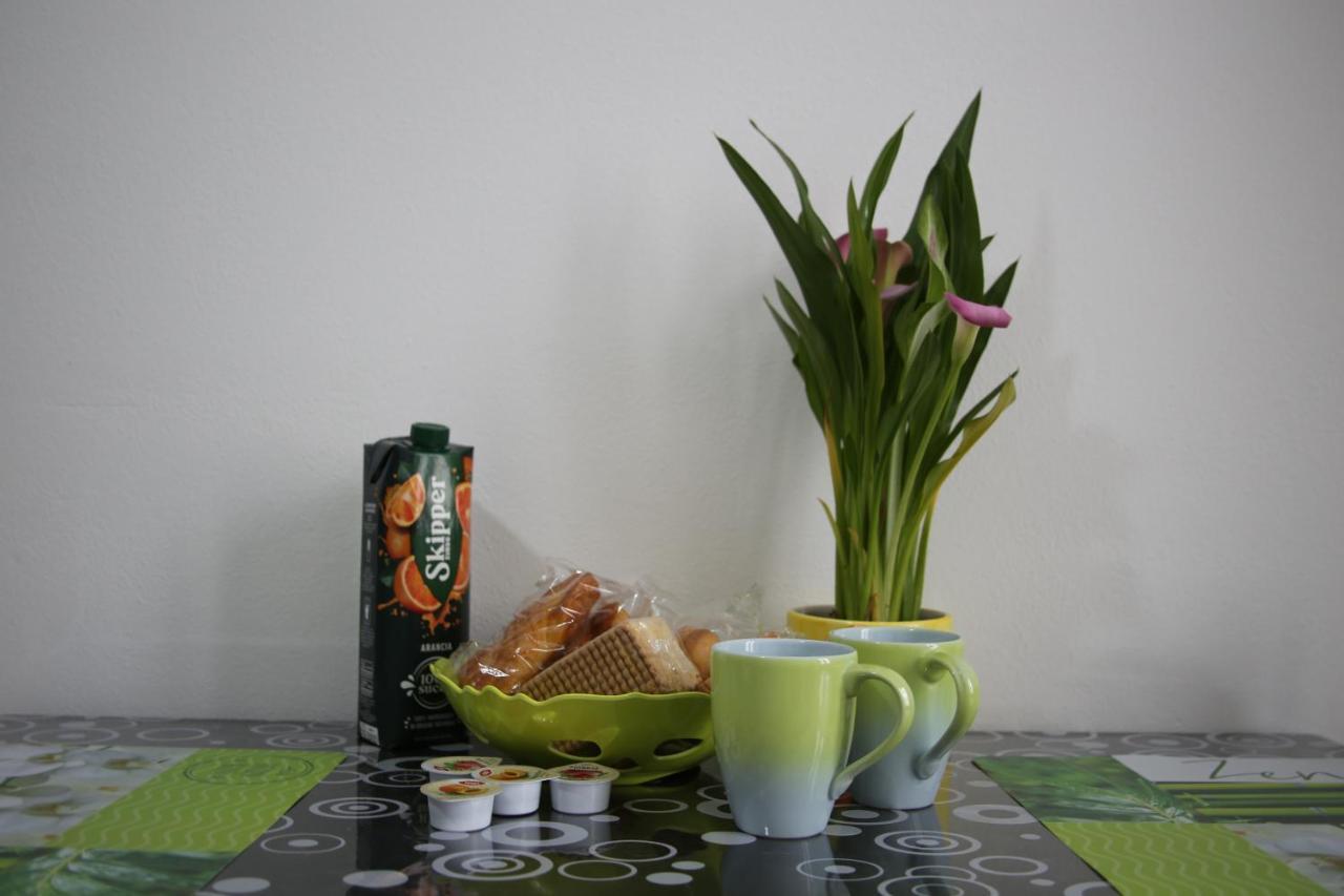 Home & Breakfast La Madonnina 013136-Cni-00001 Lurago dʼErba Bagian luar foto